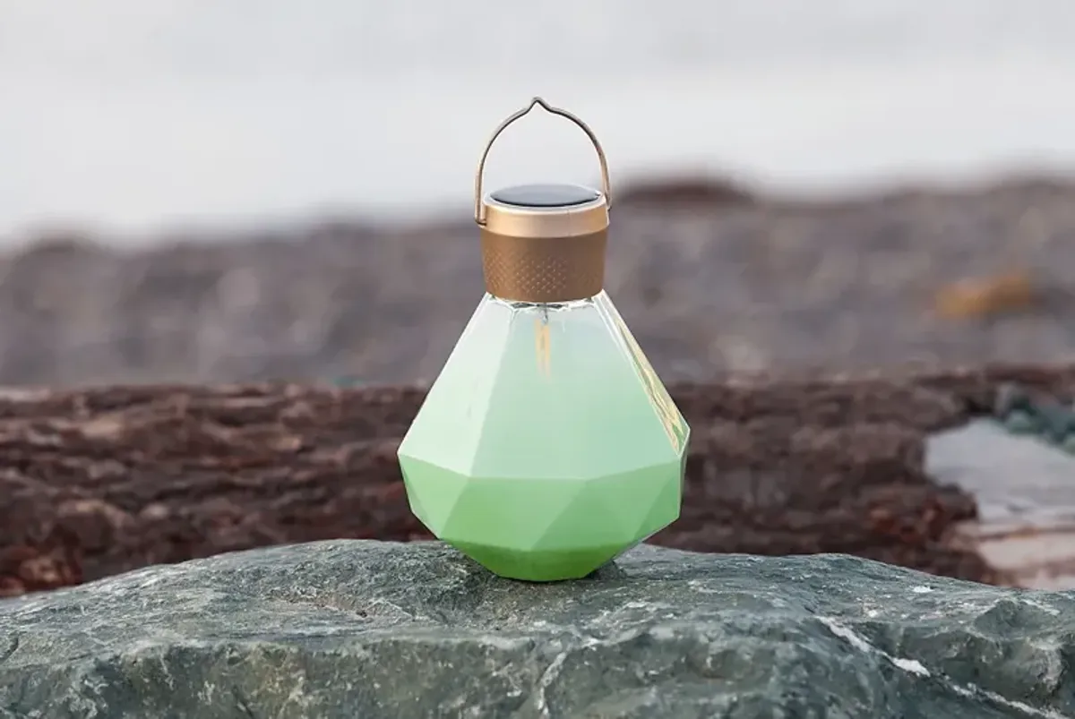 Yeser Cave Outdoor Jade Solar Lantern