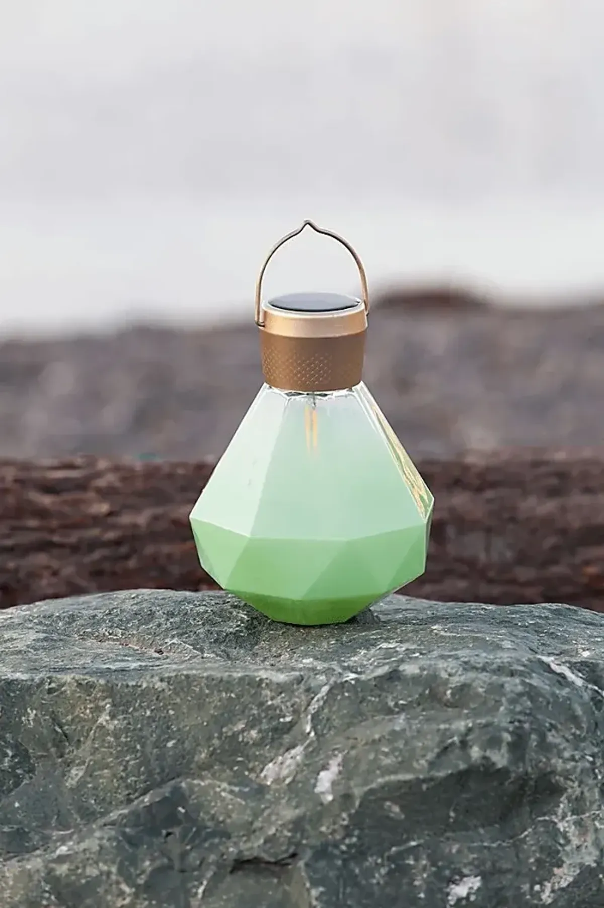 Yeser Cave Outdoor Jade Solar Lantern