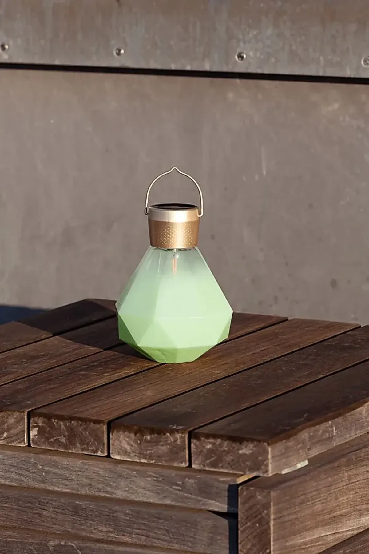 Yeser Cave Outdoor Jade Solar Lantern