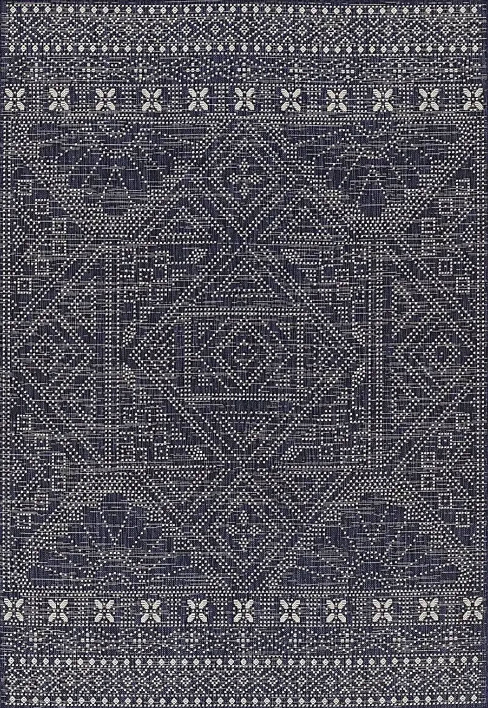 Saint Albany Navy 6'6 x 9' Indoor/Outdoor Rug