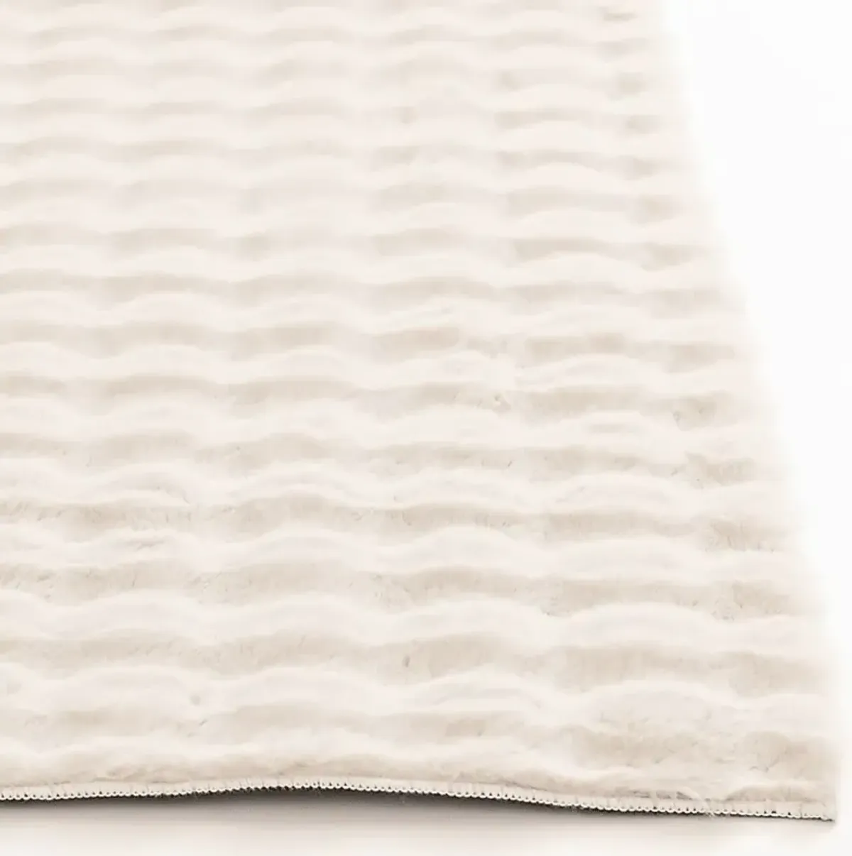 Bubble Minky Ivory 7'6 x 9'6 Rug