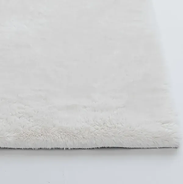 Faux Rabbit Minky Ivory 7'6 x 9'6 Rug