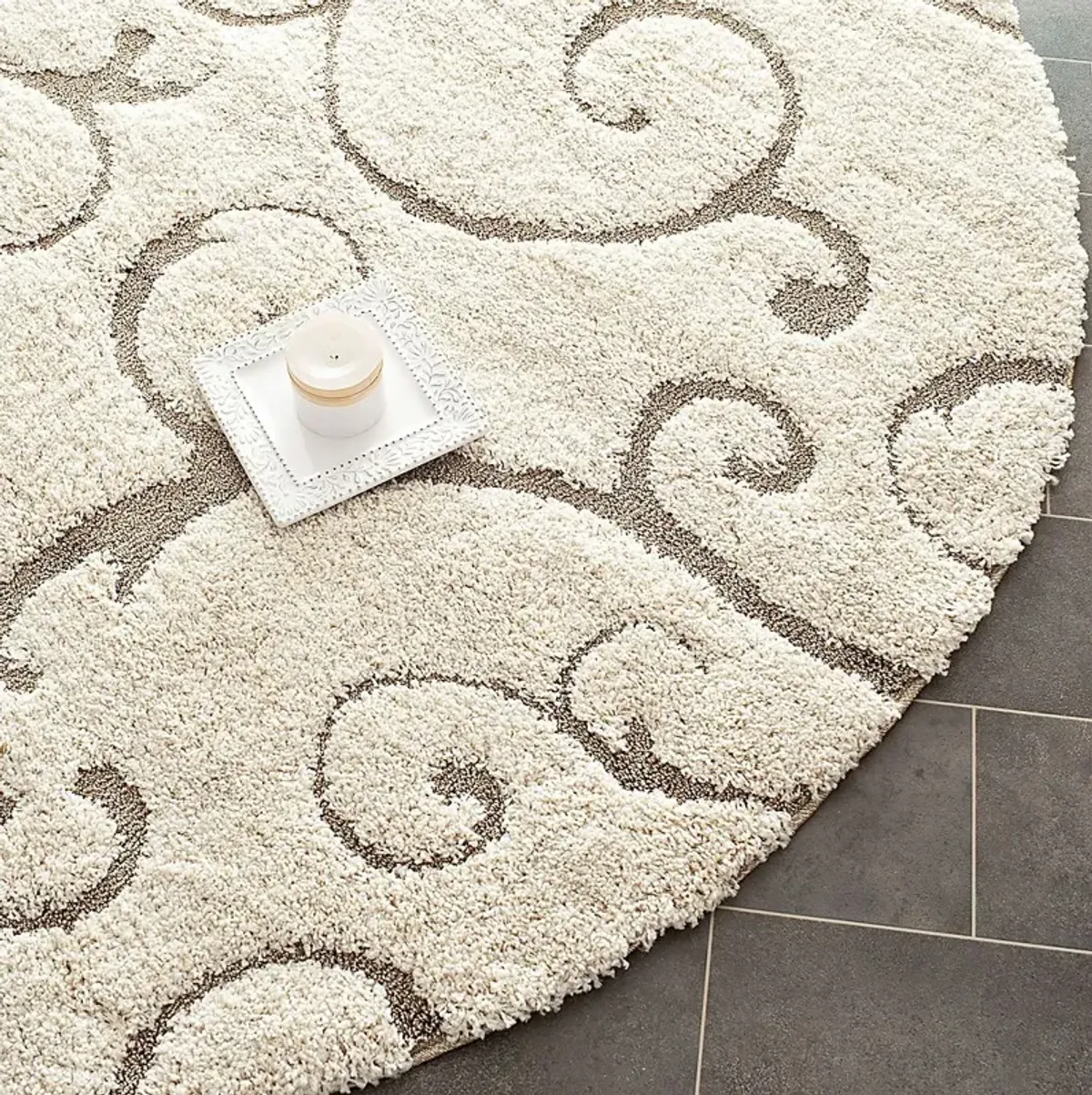 Spring Villa Beige 8' Round Rug