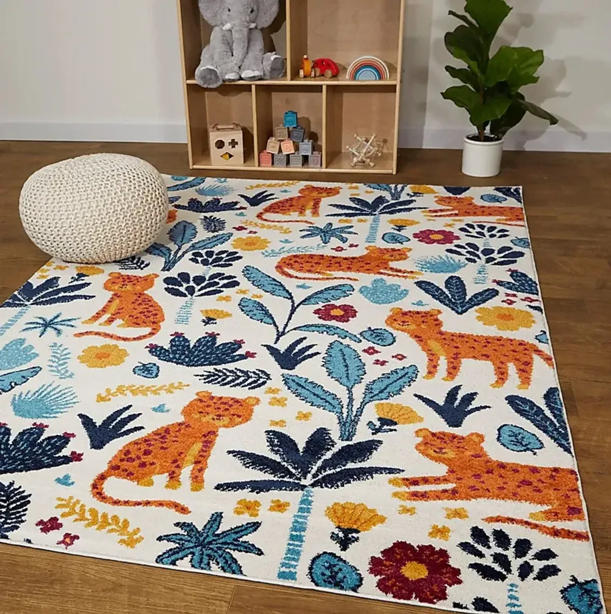 Kids Mercado White 5'3 x 7' Rug