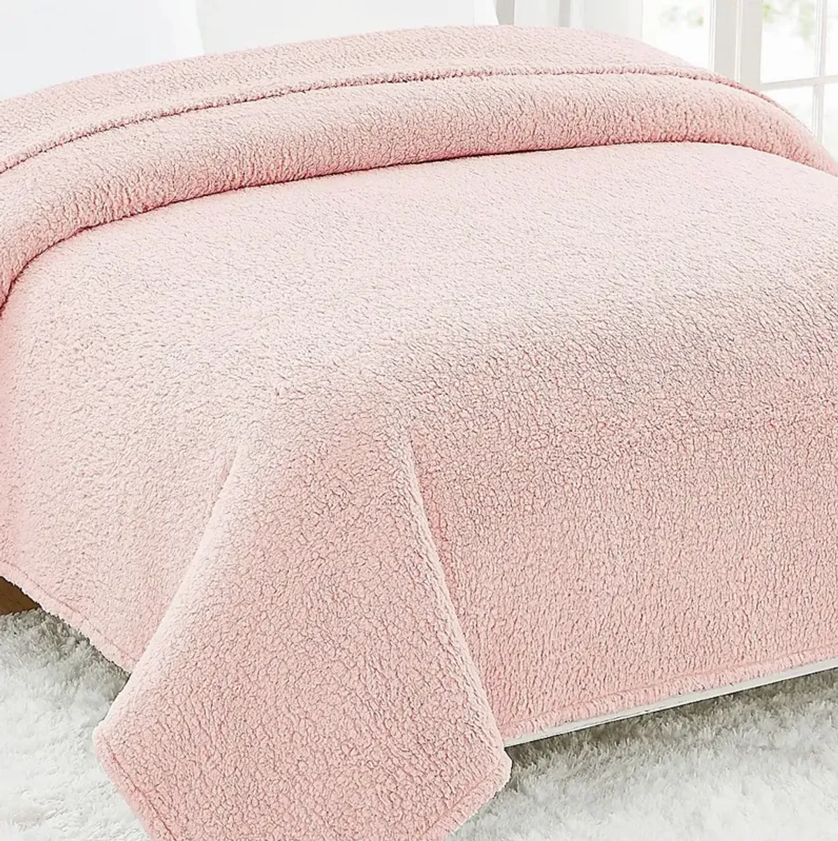 Kids Plush Cloud Blush Twin XL Blanket