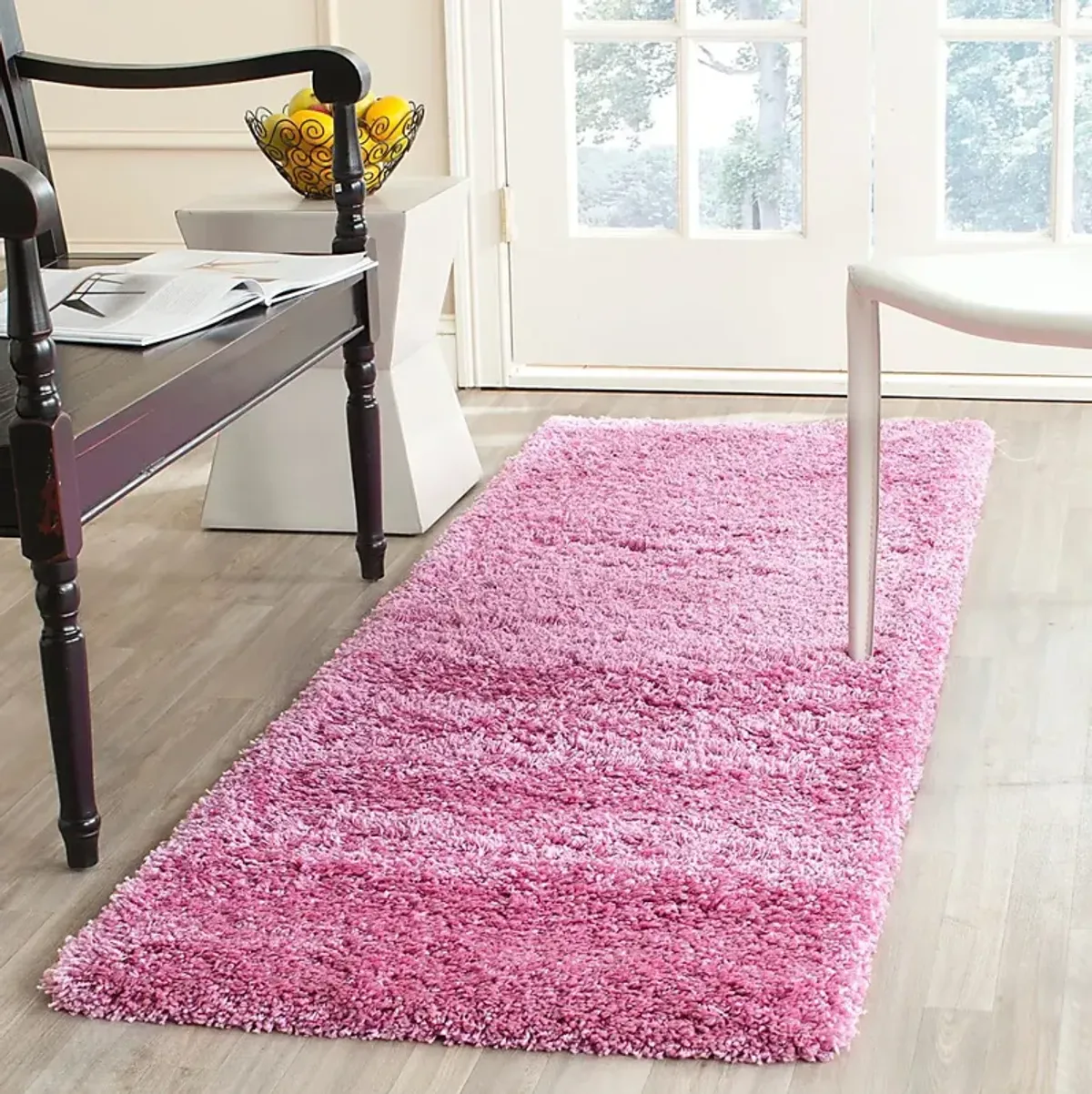 Cleona Pink 2' x 7' Runner Rug