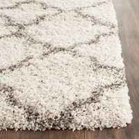 Amalia Ivory 2'3 x 10' Rug