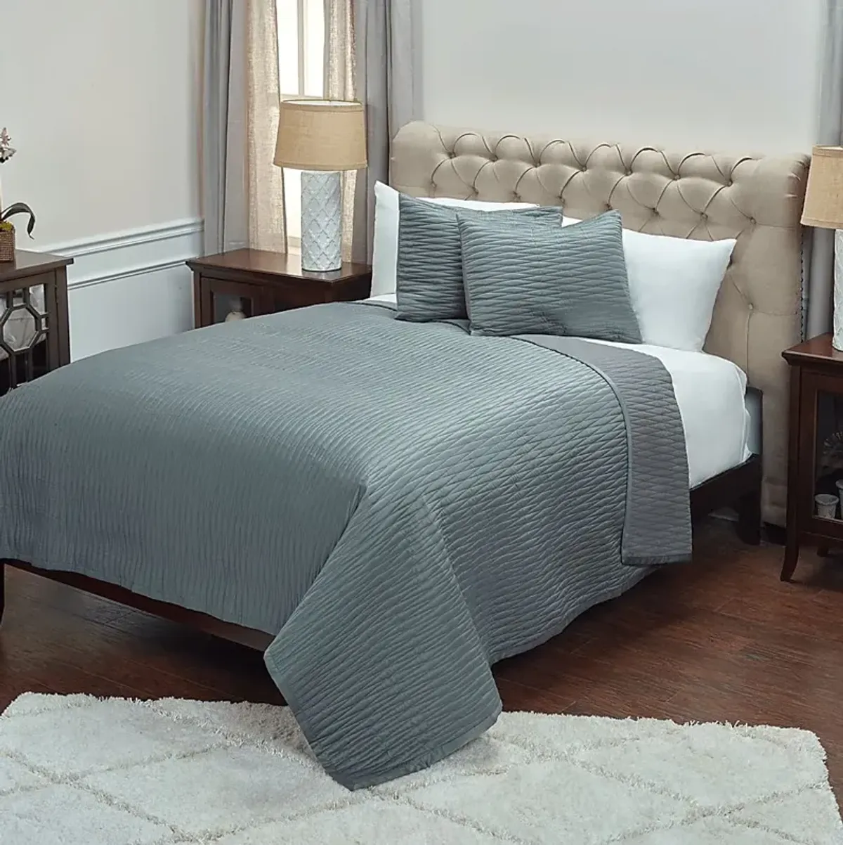 Dinara Gray 3 Pc King Quilt Set