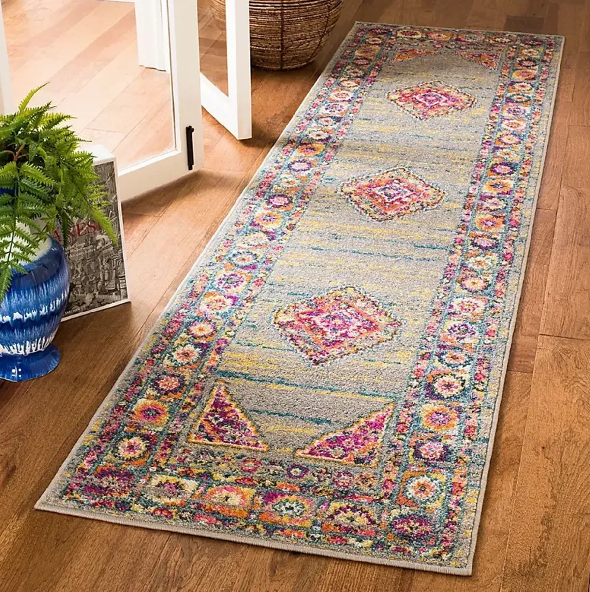 Lowell Point Gray 2'3 x 6' Rug