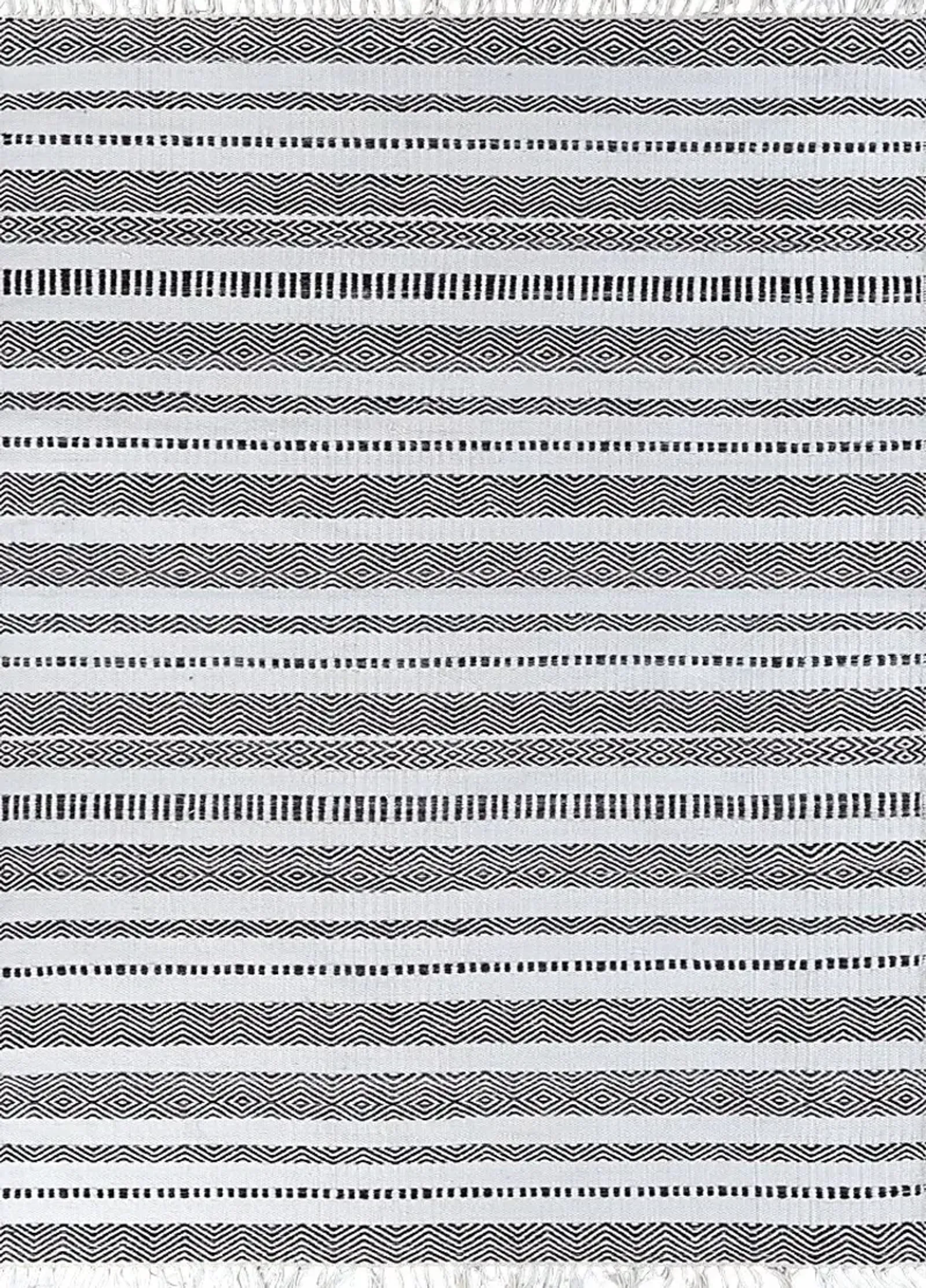 Kendria Black 8' x 10' Indoor/Outdoor Rug