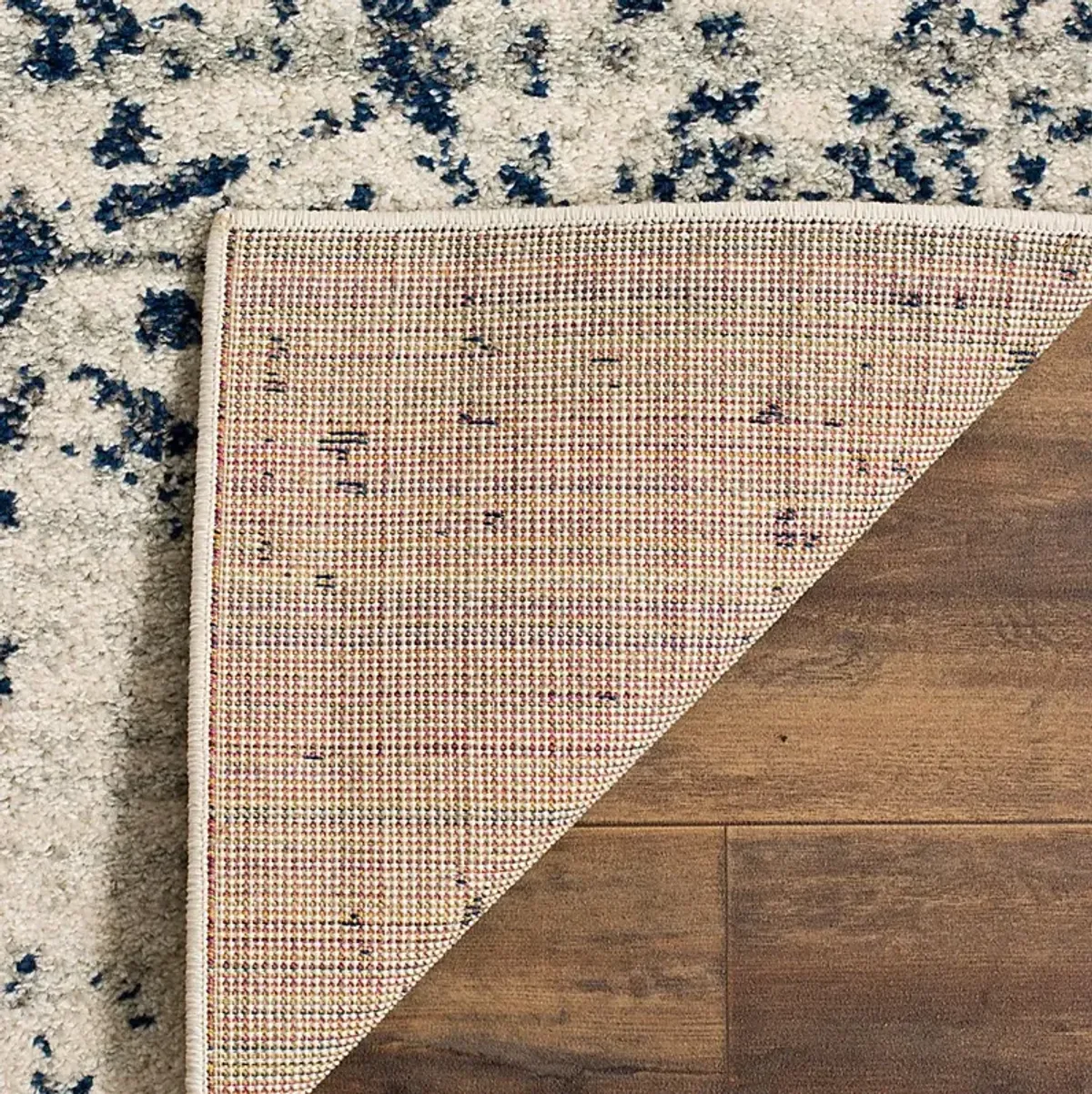 Jasper Place Cream 4' x 6' Rug