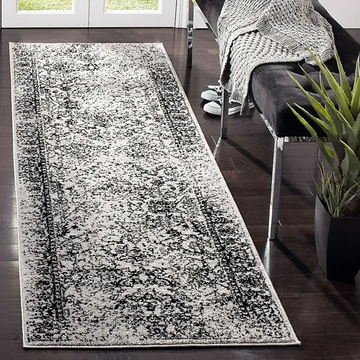 Ardyne Gray 2'6 x 8' Runner Rug