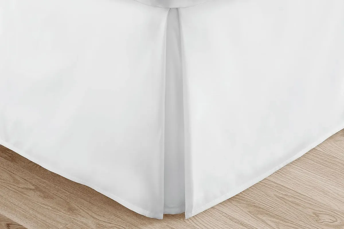 Belden Landing II White Queen Bed Skirt