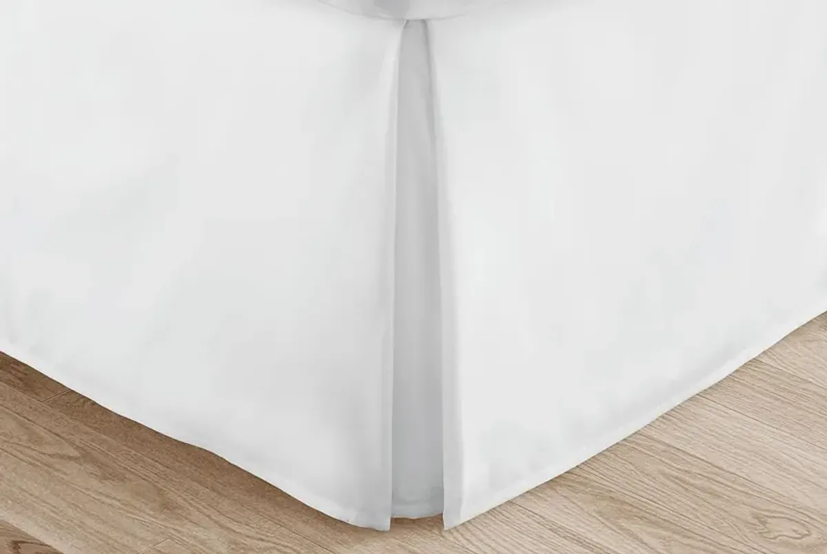 Belden Landing II White Queen Bed Skirt