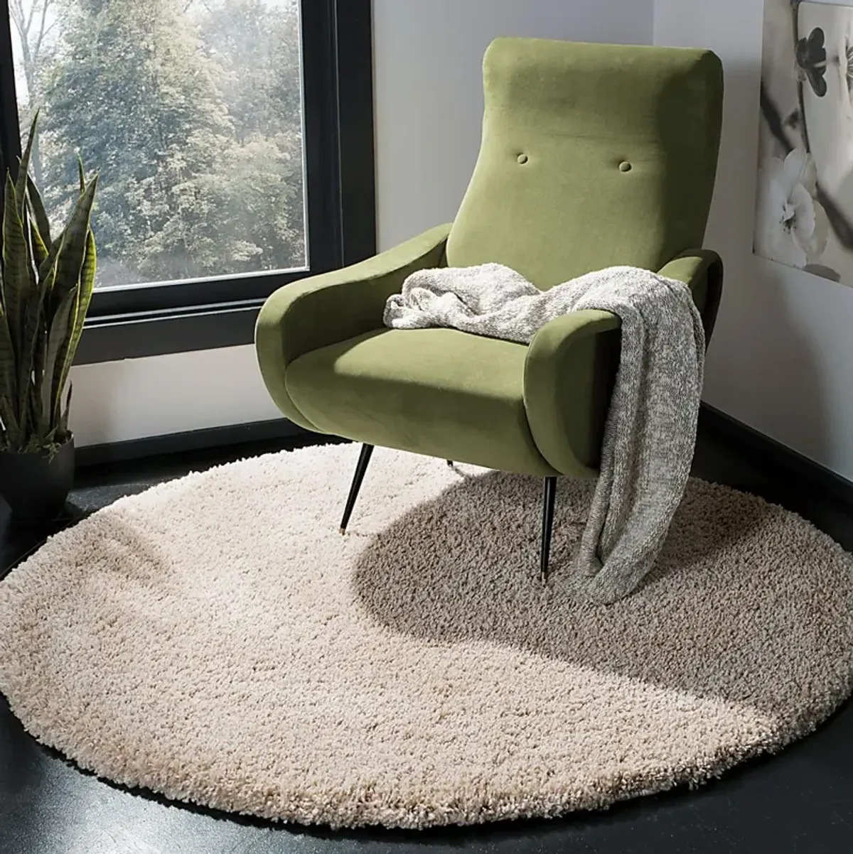 Cleona Beige 4' Round Rug