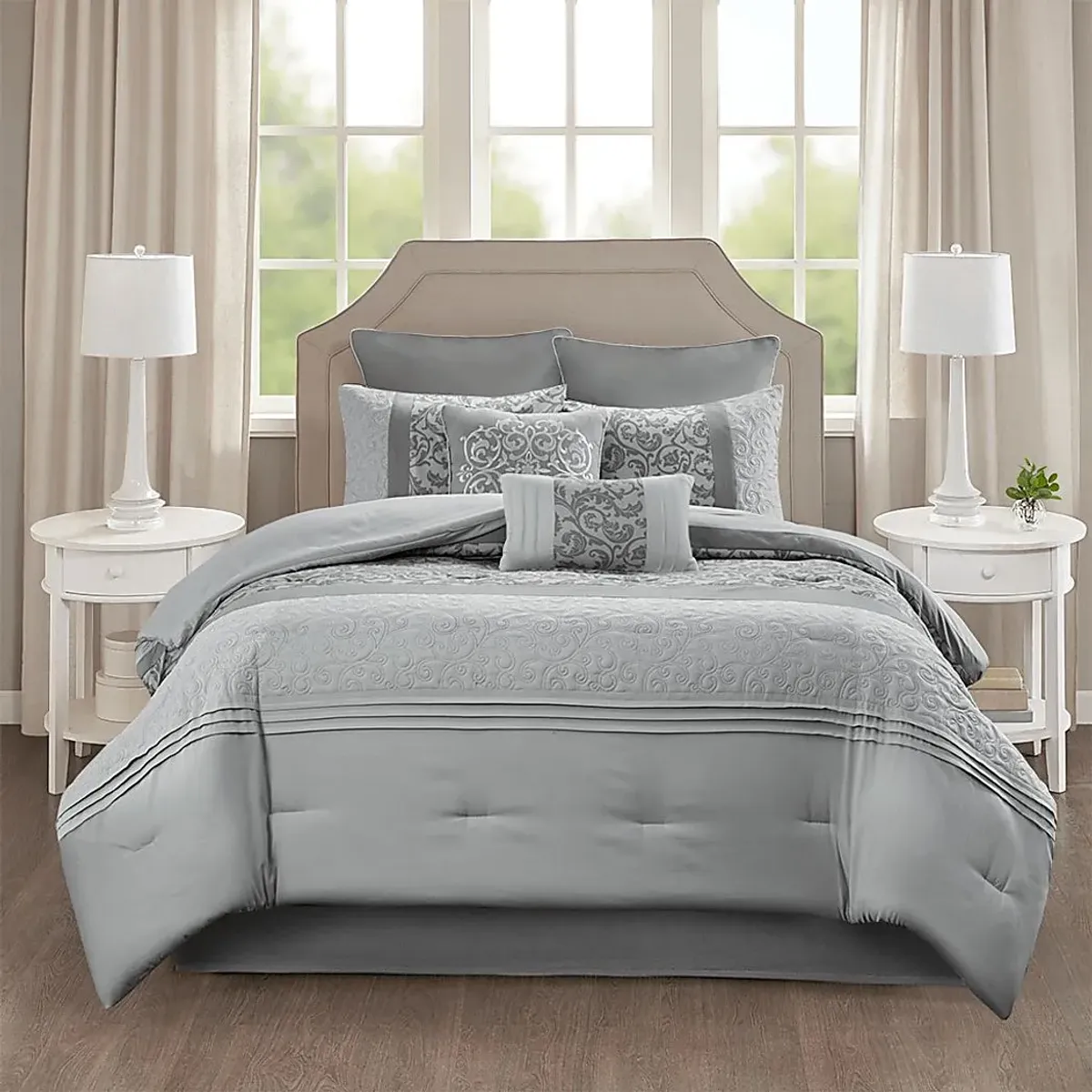 Hafnor Gray 8 Pc Queen Comforter Set