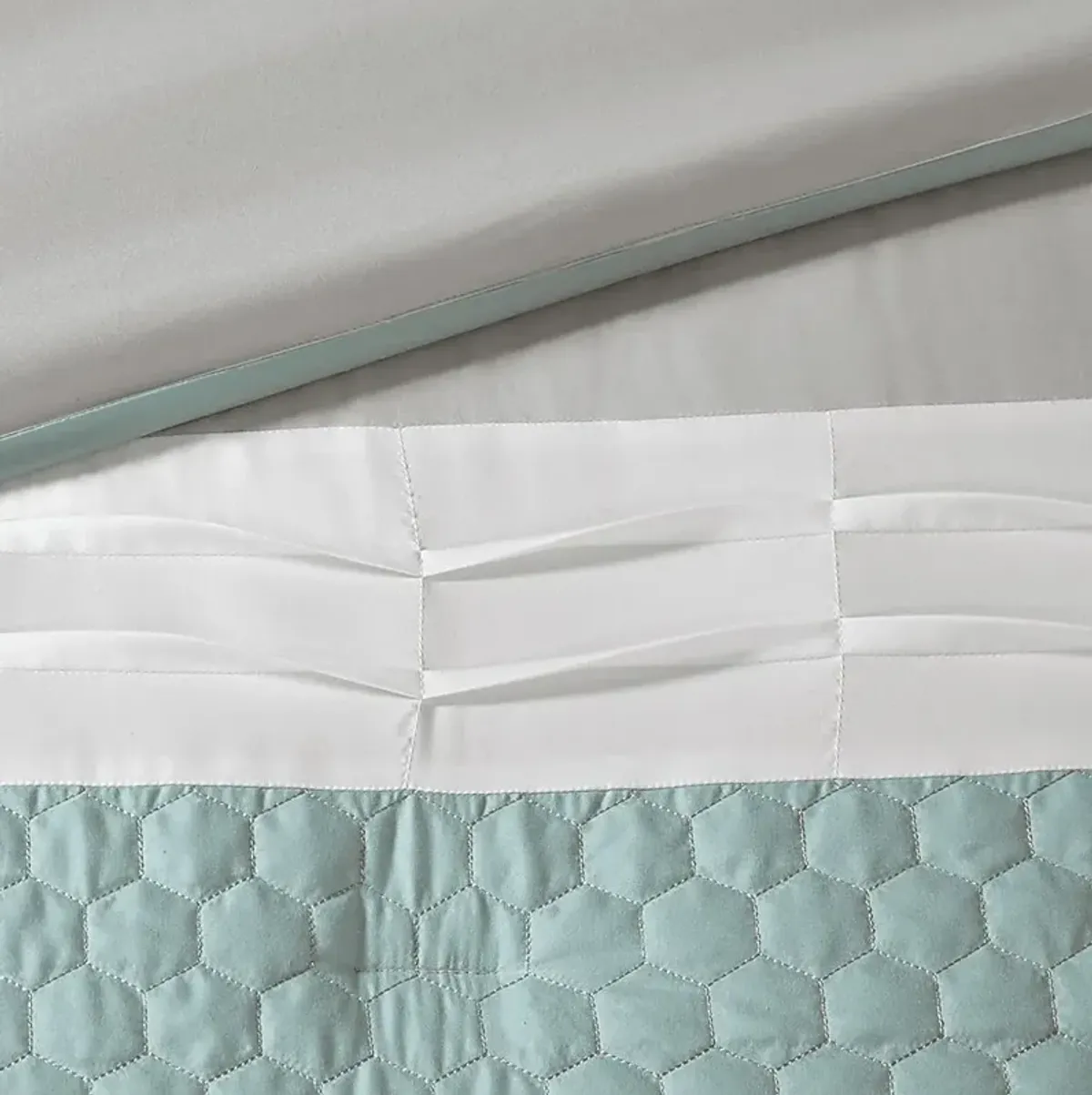 Kennuth Seafoam 8 Pc California King Comforter Set