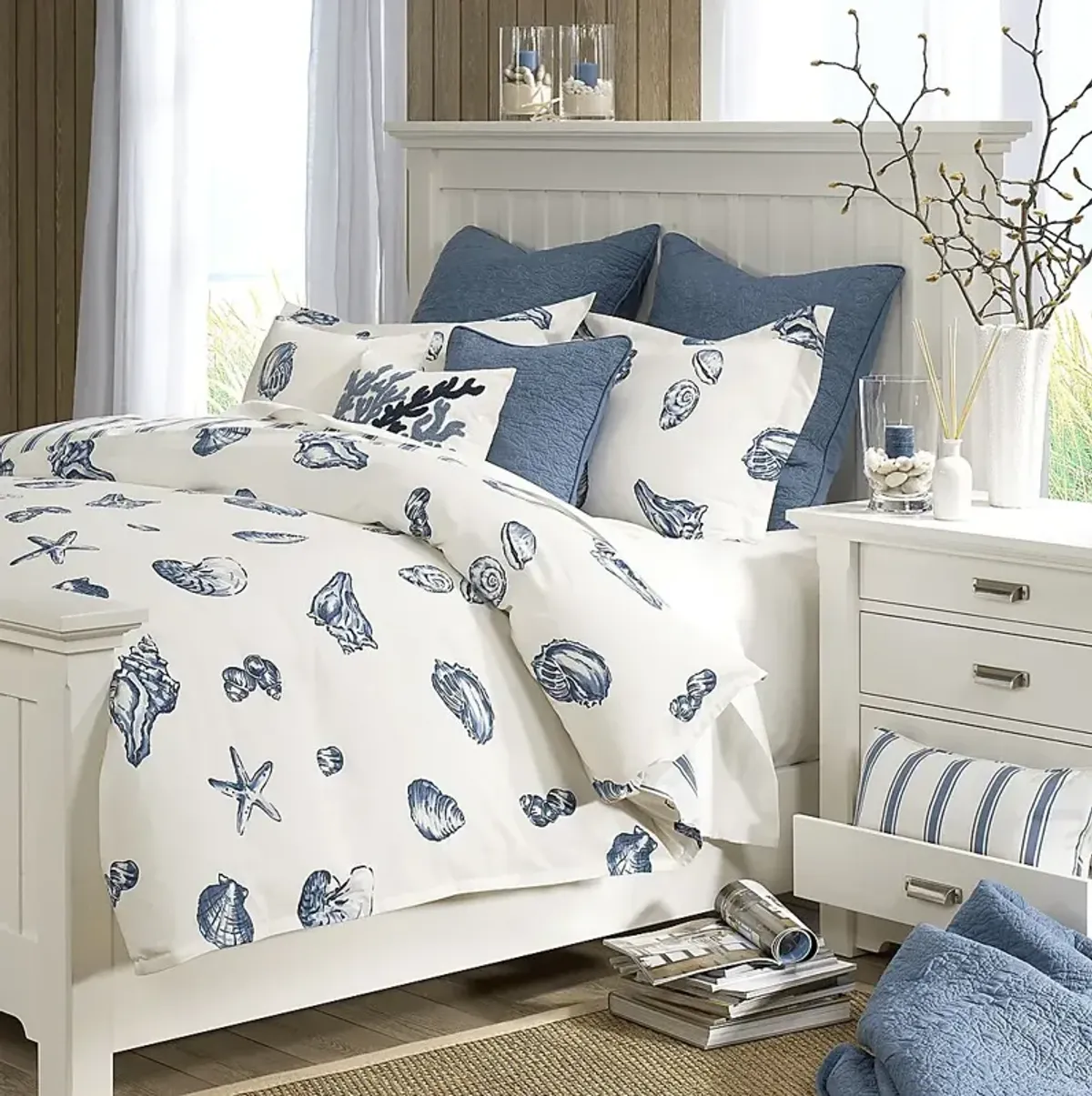 Mahier White Blue 3 Pc Full/Queen Duvet Set