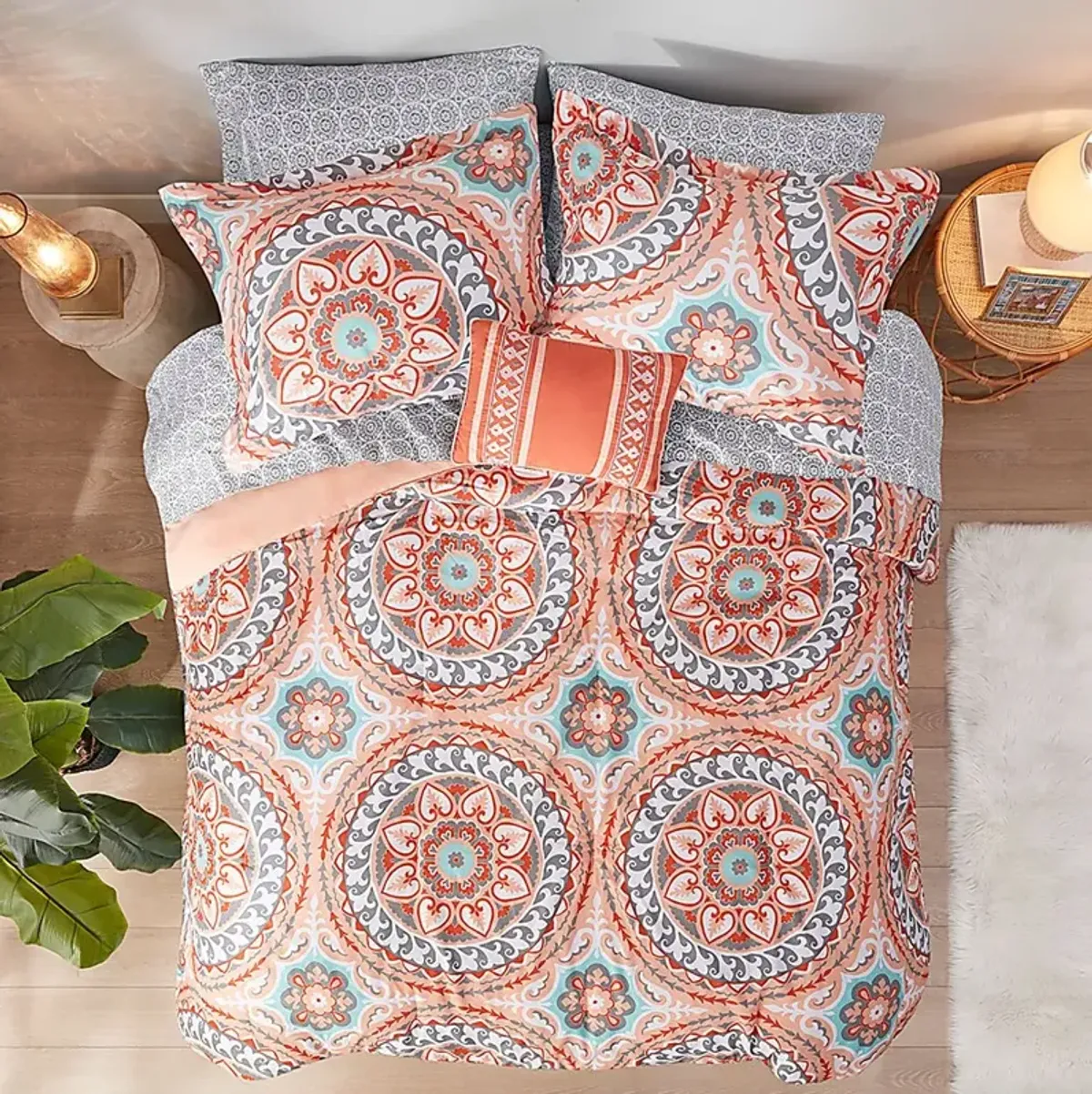 Perrault Coral 9 Pc Queen Comforter Set