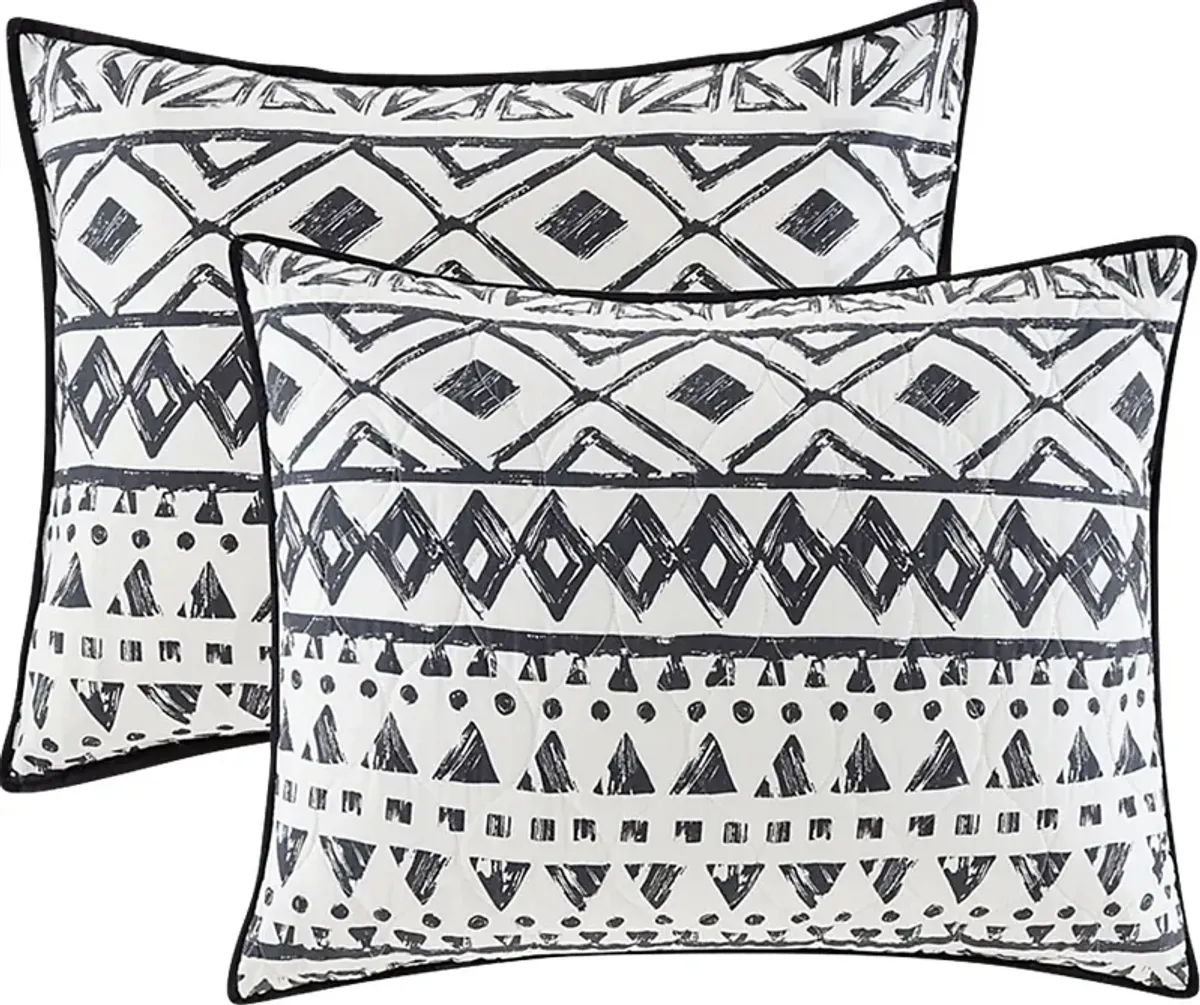 Shamilar Black 7 Pc Full/Queen Coverlet Set