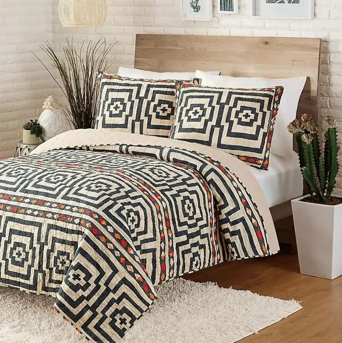 Imlay Black Full/Queen 3 Pc Quilt Set