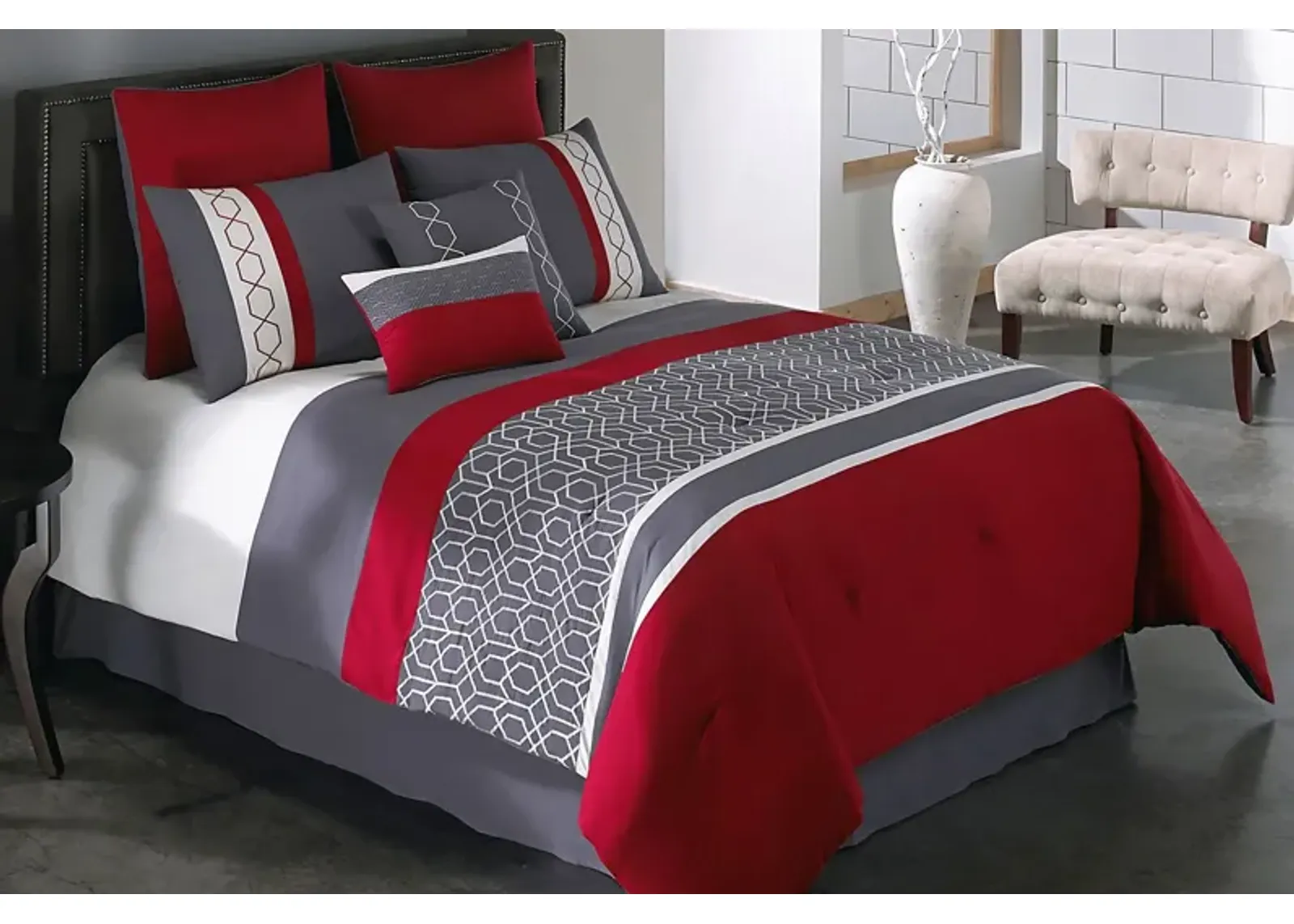 Buggshotte Red 8 Pc Queen Comforter Set