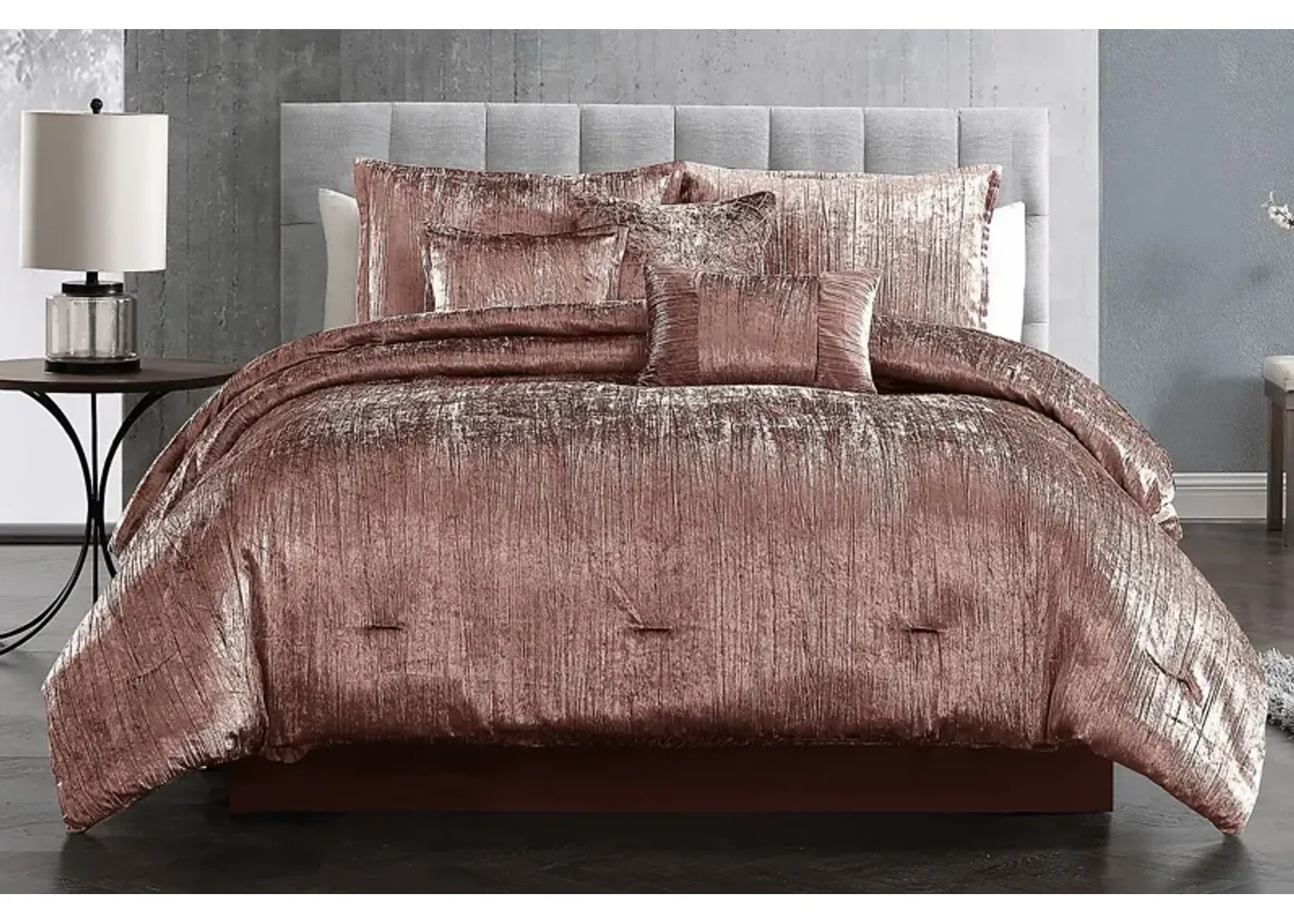 Cliffland Blush 7 Pc Queen Comforter Set