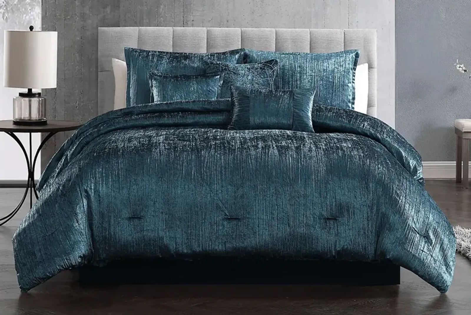 Cliffland Blue 7 Pc Queen Comforter Set