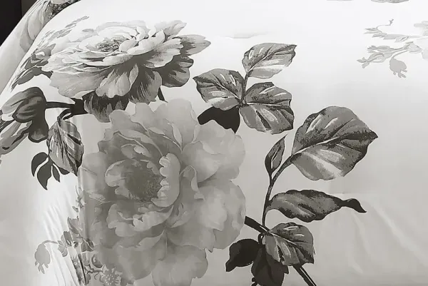 Elrissa Cream Black 7 Pc Queen Comforter Set