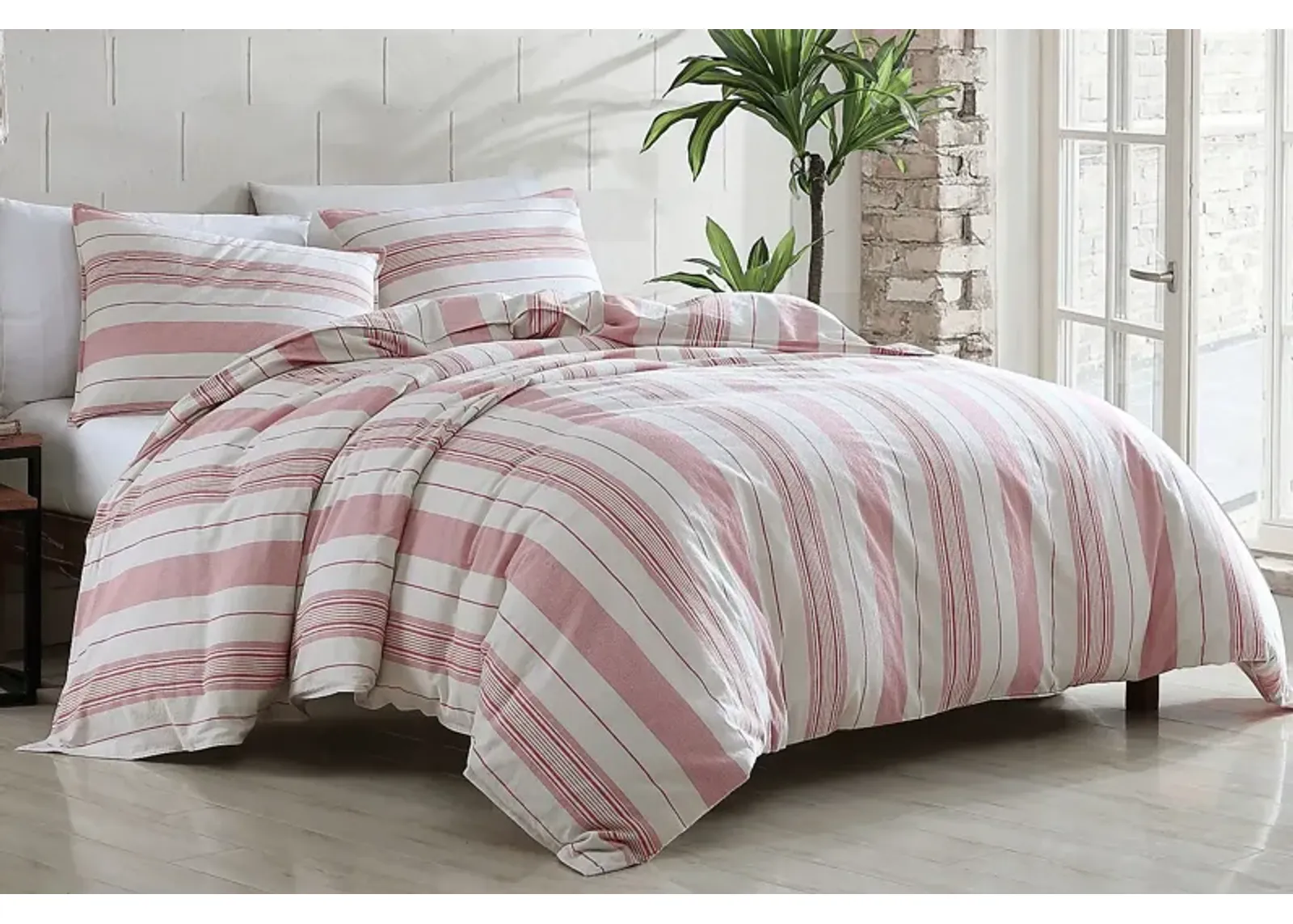 Wallington Ivory Red 3 Pc King Comforter Set