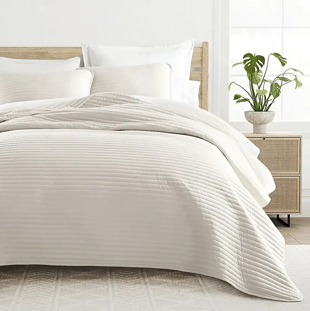 Honeybell Beige 2 Pc Twin Quilt Set