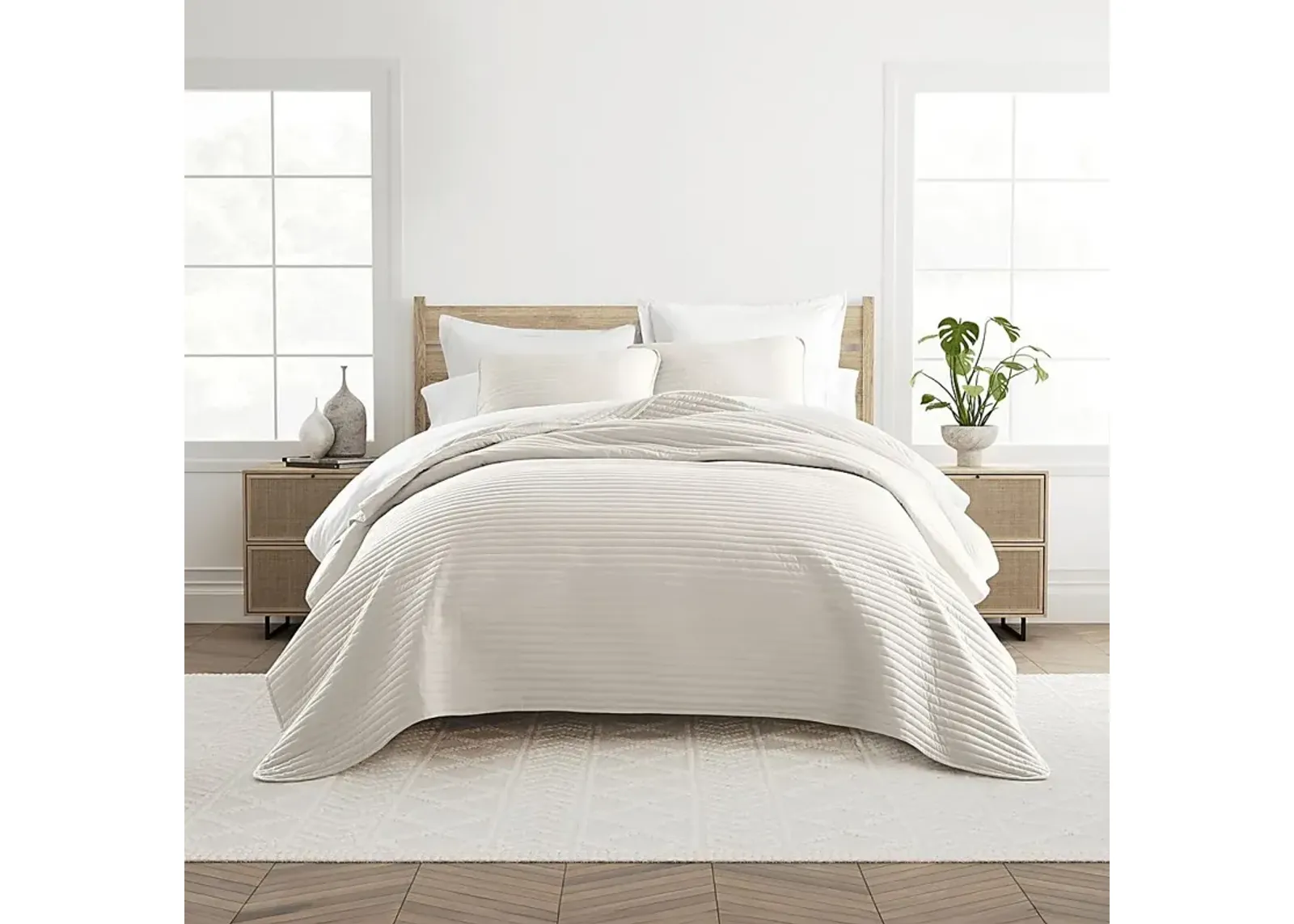 Honeybell Beige 2 Pc Twin Quilt Set