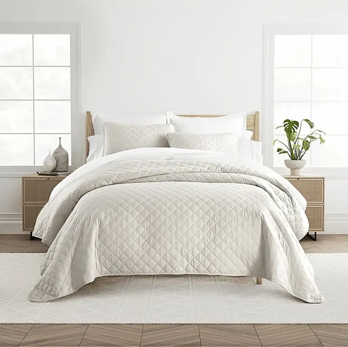 Lulldale Natural 3 Pc King Quilt Set