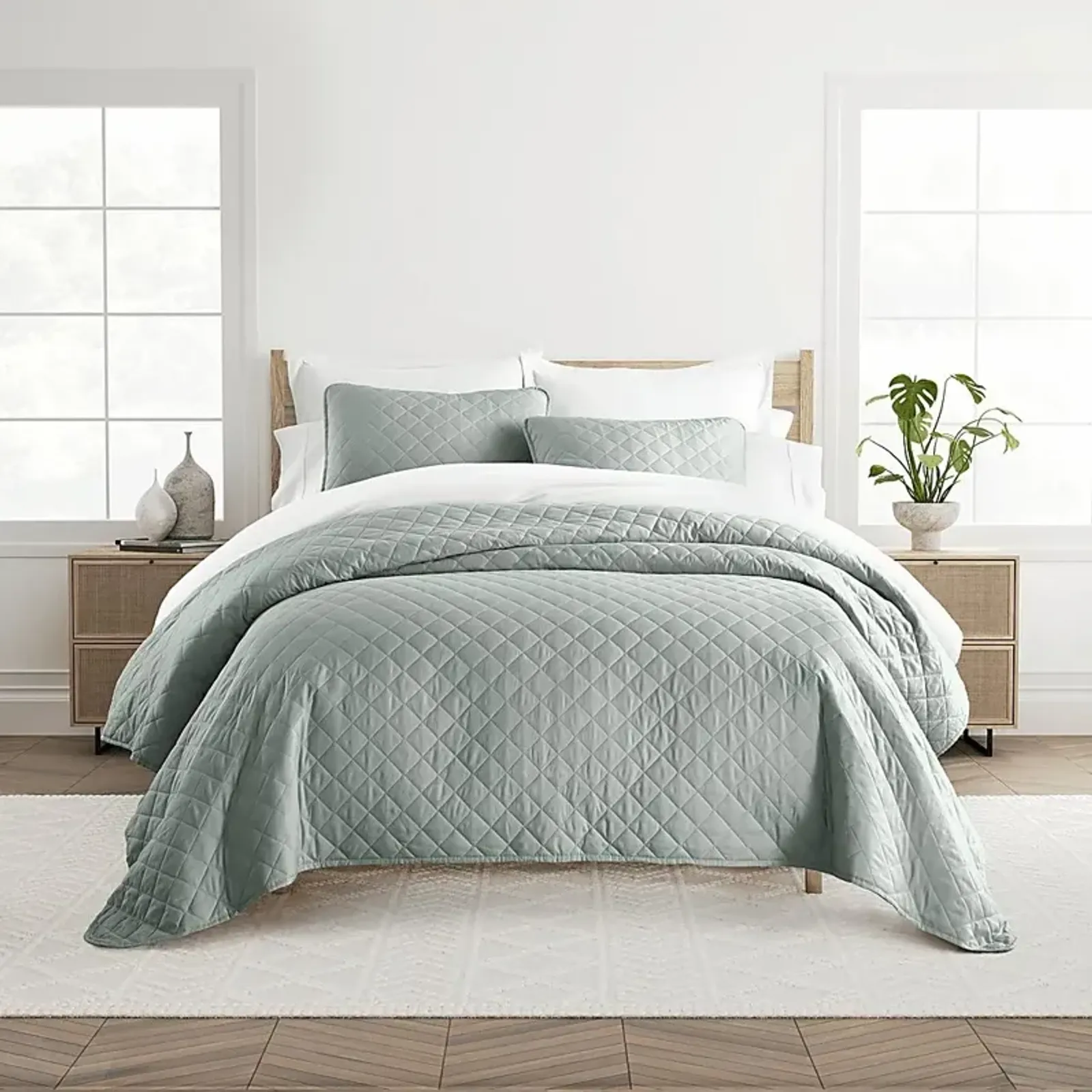 Lulldale Green 2 Pc Twin Quilt Set