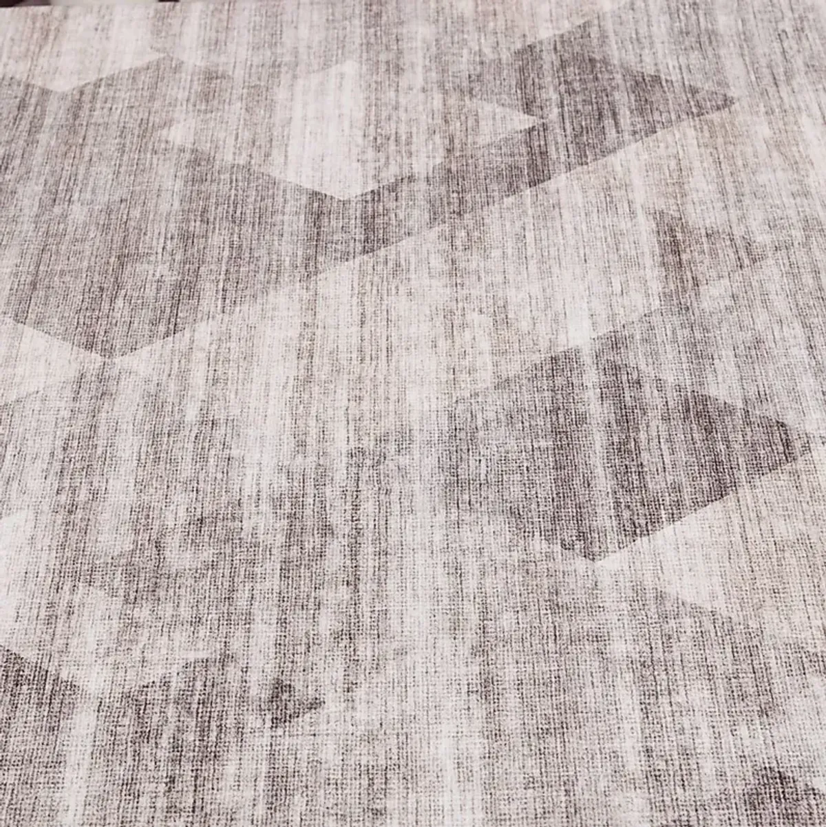 Linnaeus Beige 7'5 x 9'5 Rug