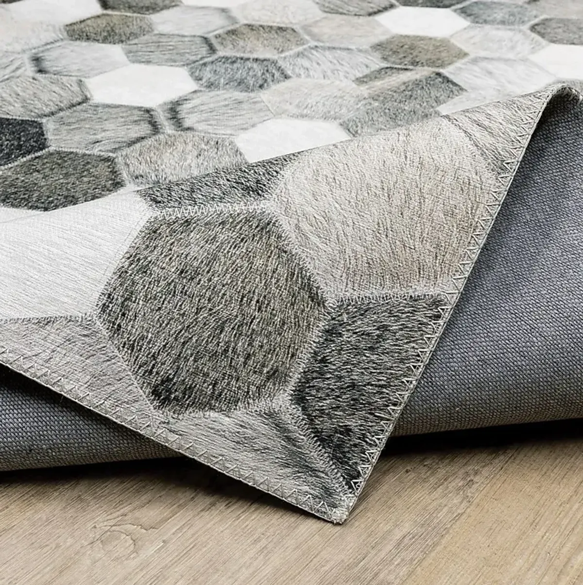 Cormier Gray 5' x 7' Rug