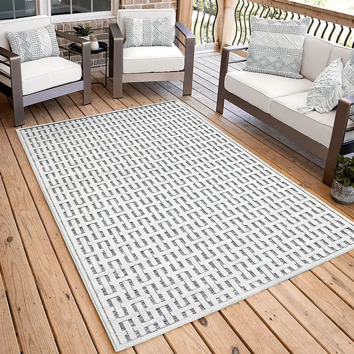 Broussard White 5'2 x 7'6 Rug