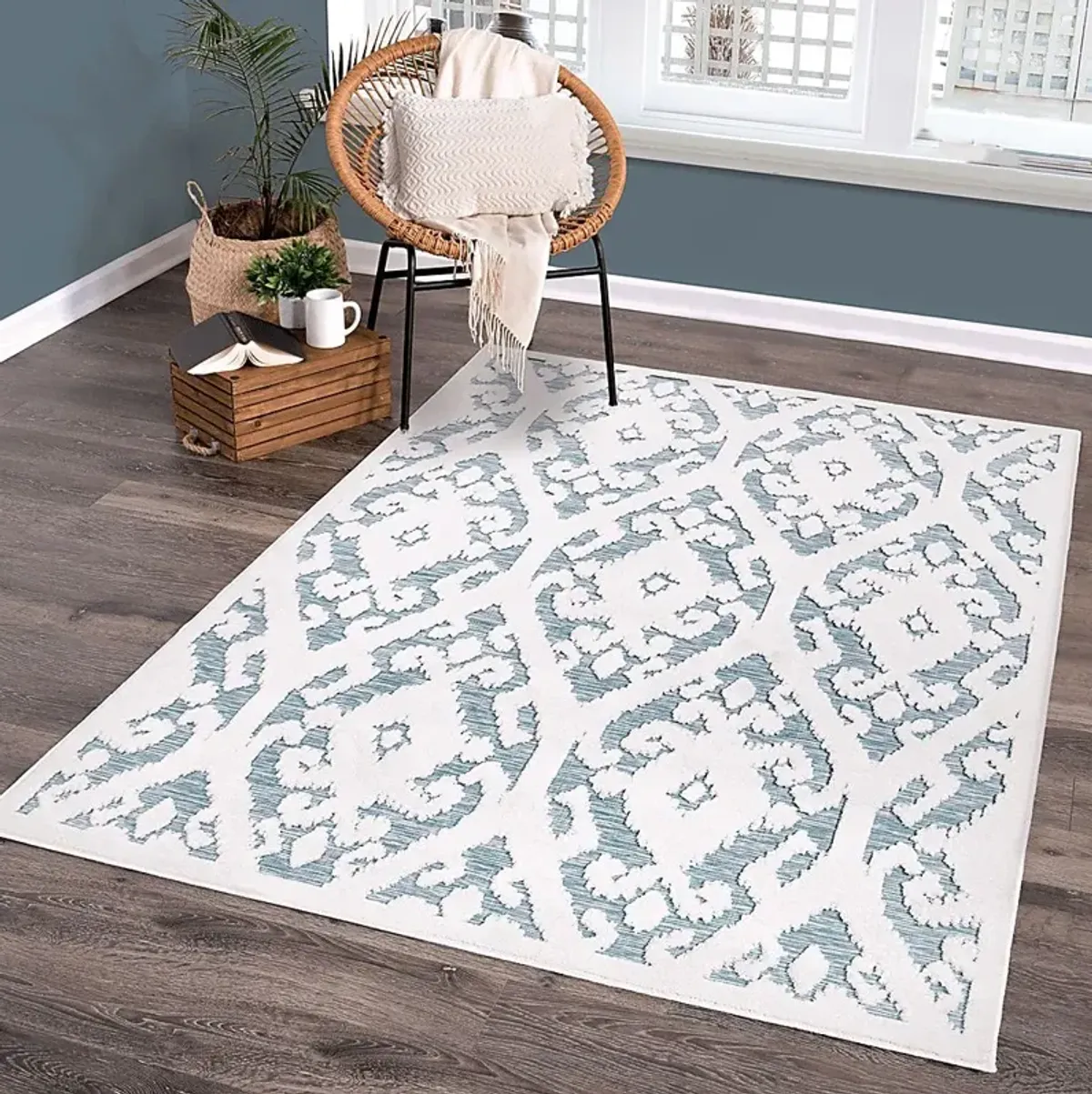 Edingale White/Blue 5'2 x 7'6 Rug