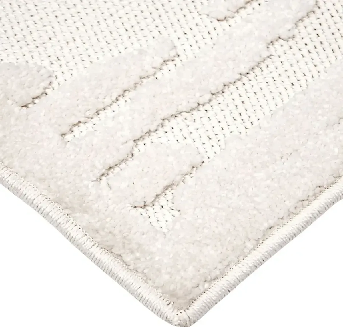 Counce White 5'3 x 7'6 Rug