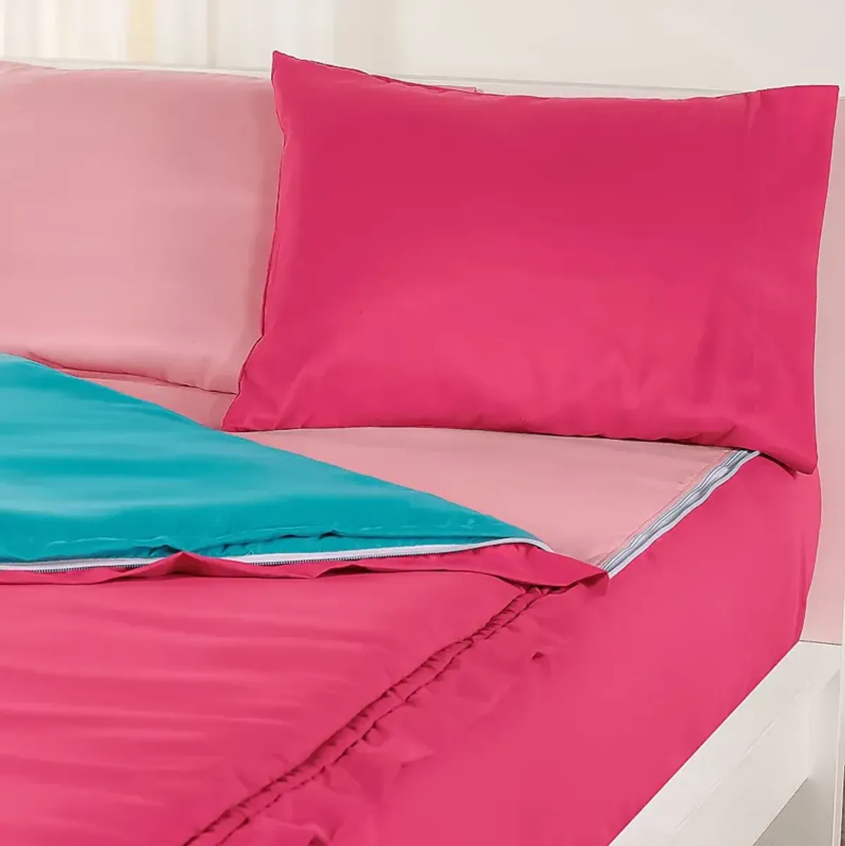 Kids Jonilde Hot Pink 3 Pc Twin Bedding Set