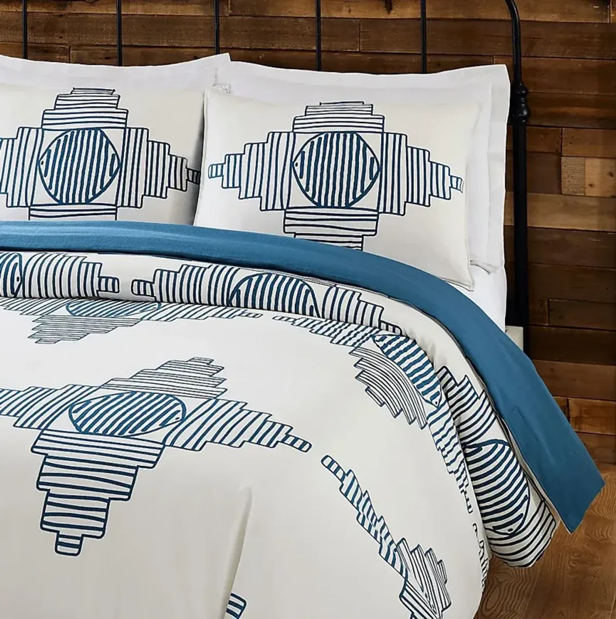 Jungalow by Justina III Blue Queen 3 Pc Duvet Set