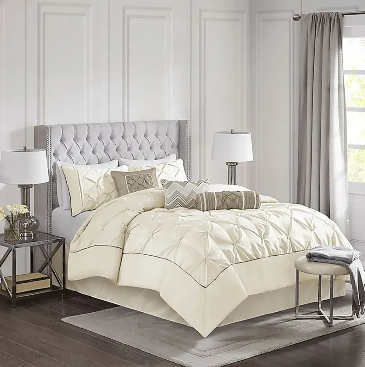 Bergerae Ivory 7 Pc Full Comforter Set