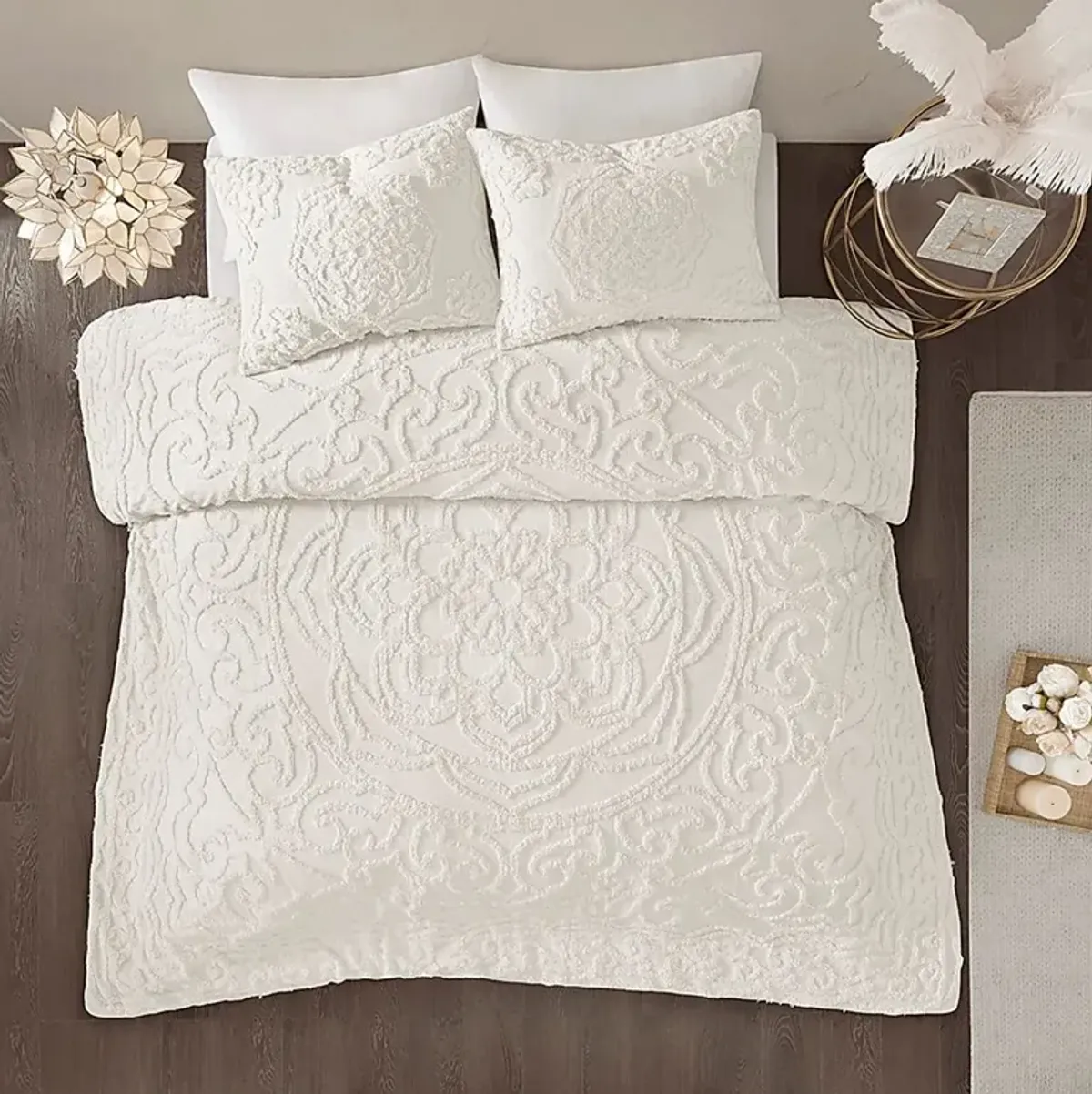 Mazant White 3 Pc Full/Queen Duvet Set