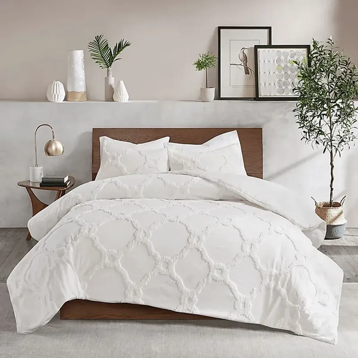 Malurin White 3 Pc Full/Queen Duvet Set