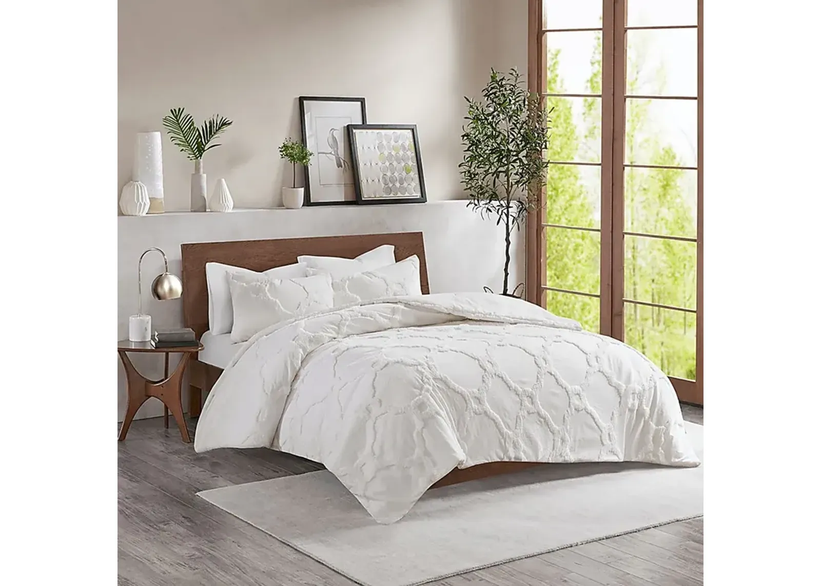 Malurin White 3 Pc Full/Queen Duvet Set