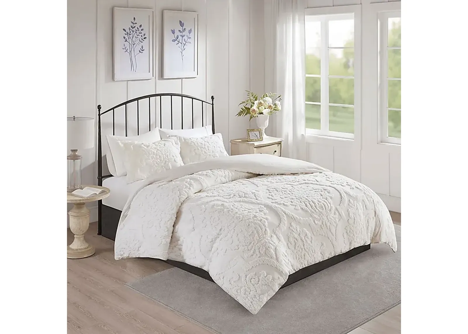 Hendee White 3 Pc Full/Queen Duvet Set