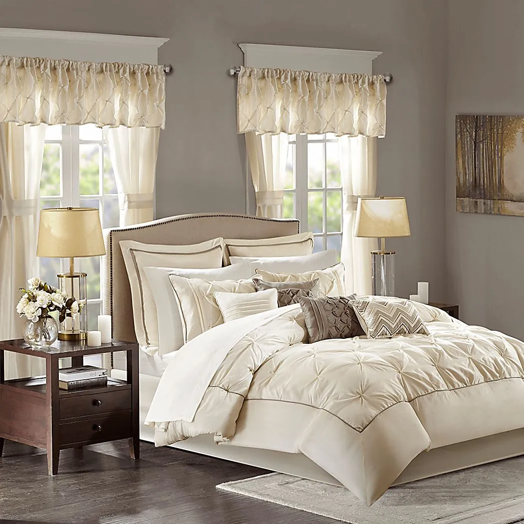 Opelusas Ivory 24 Pc Queen Bedding Set