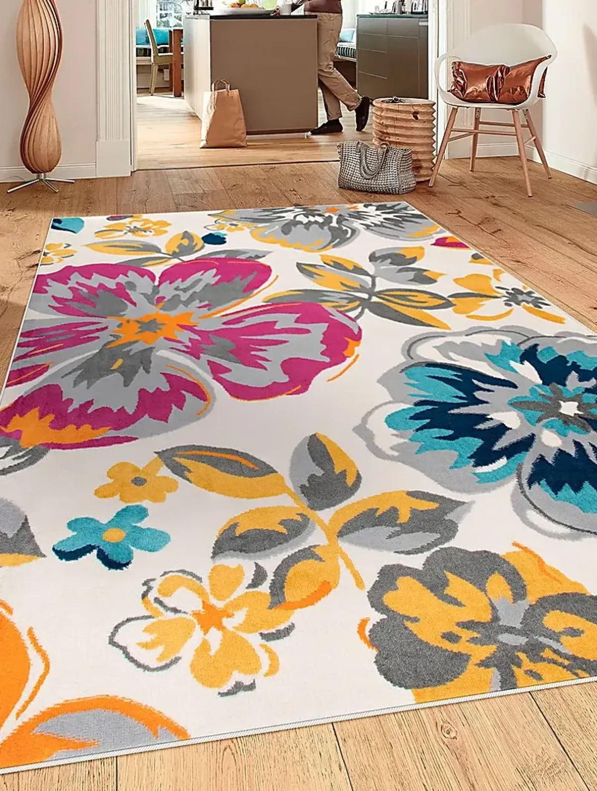 Iselana I Multi 5' x 7' Rug