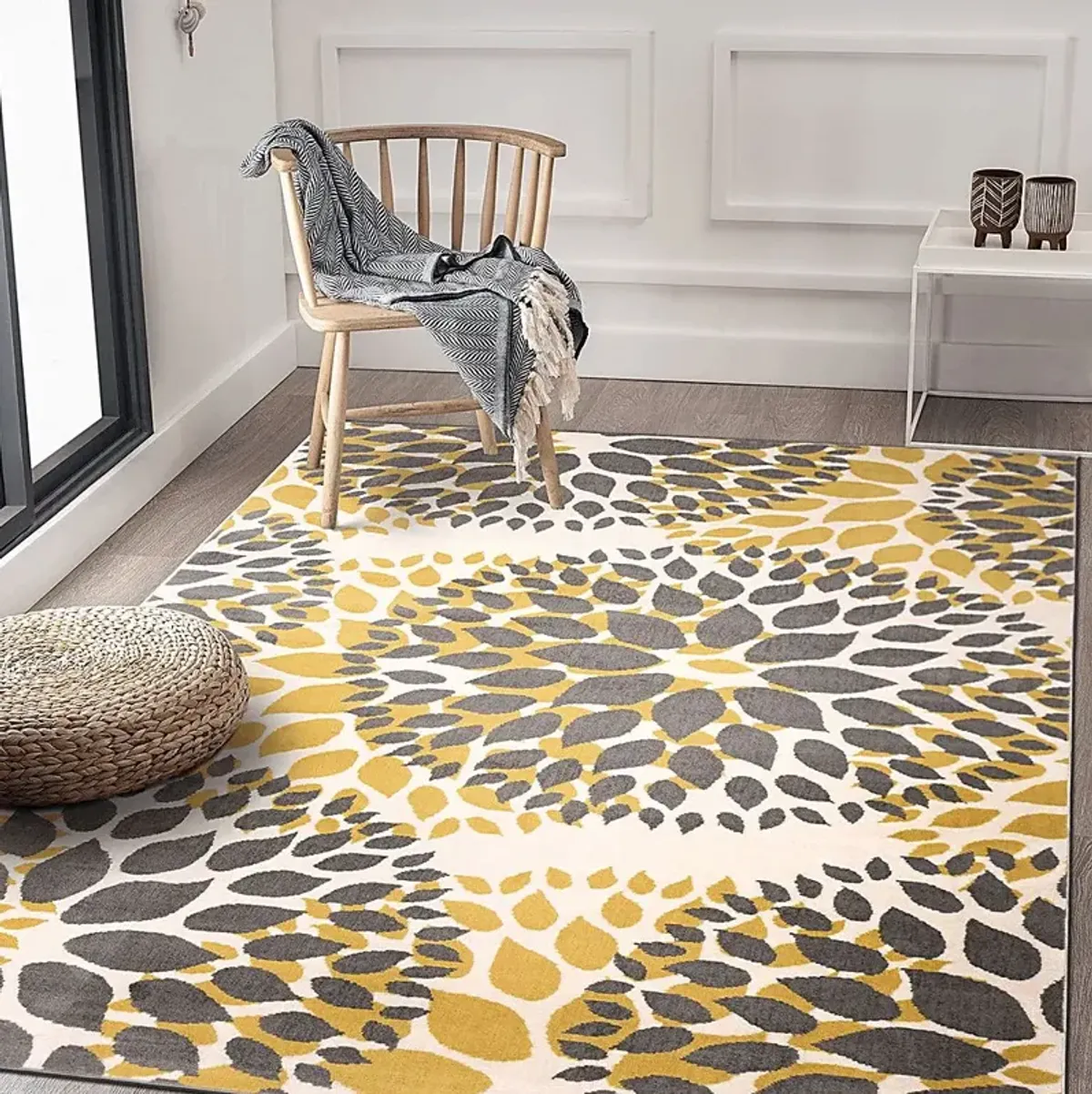 Iselana II Yellow 7'6 x 9'5 Rug