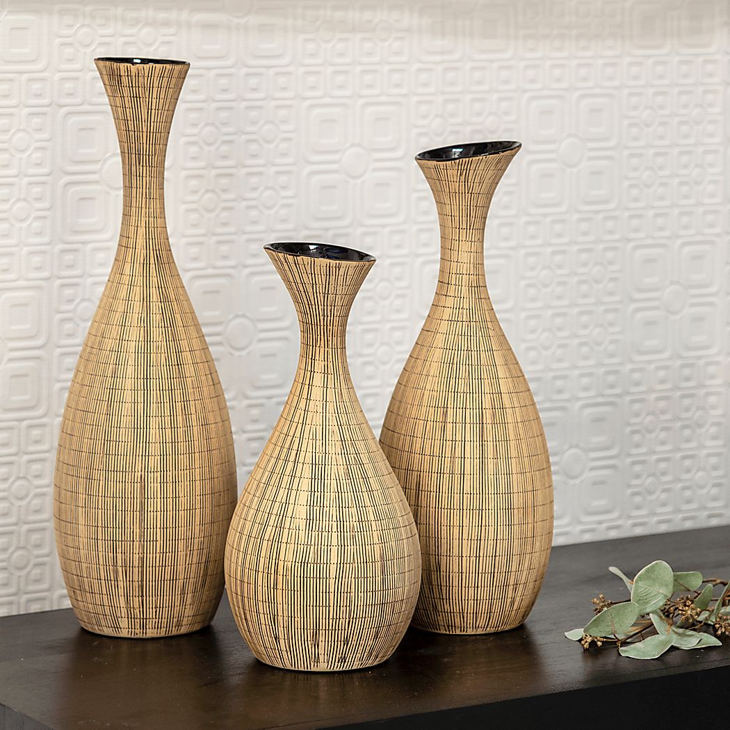 Woodfin Ivory Vase